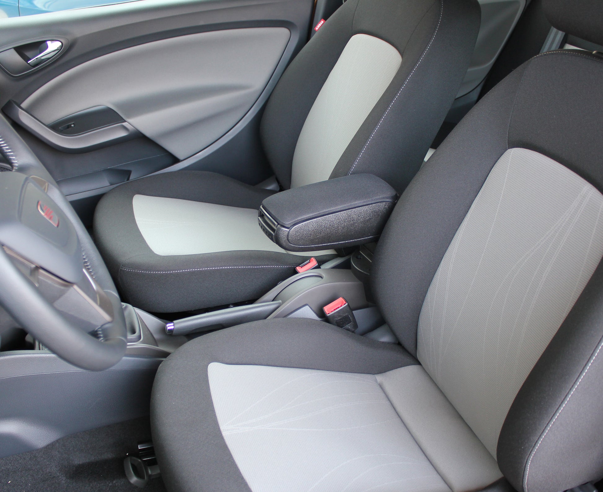 Apoio de Braço Seat Ibiza 6J