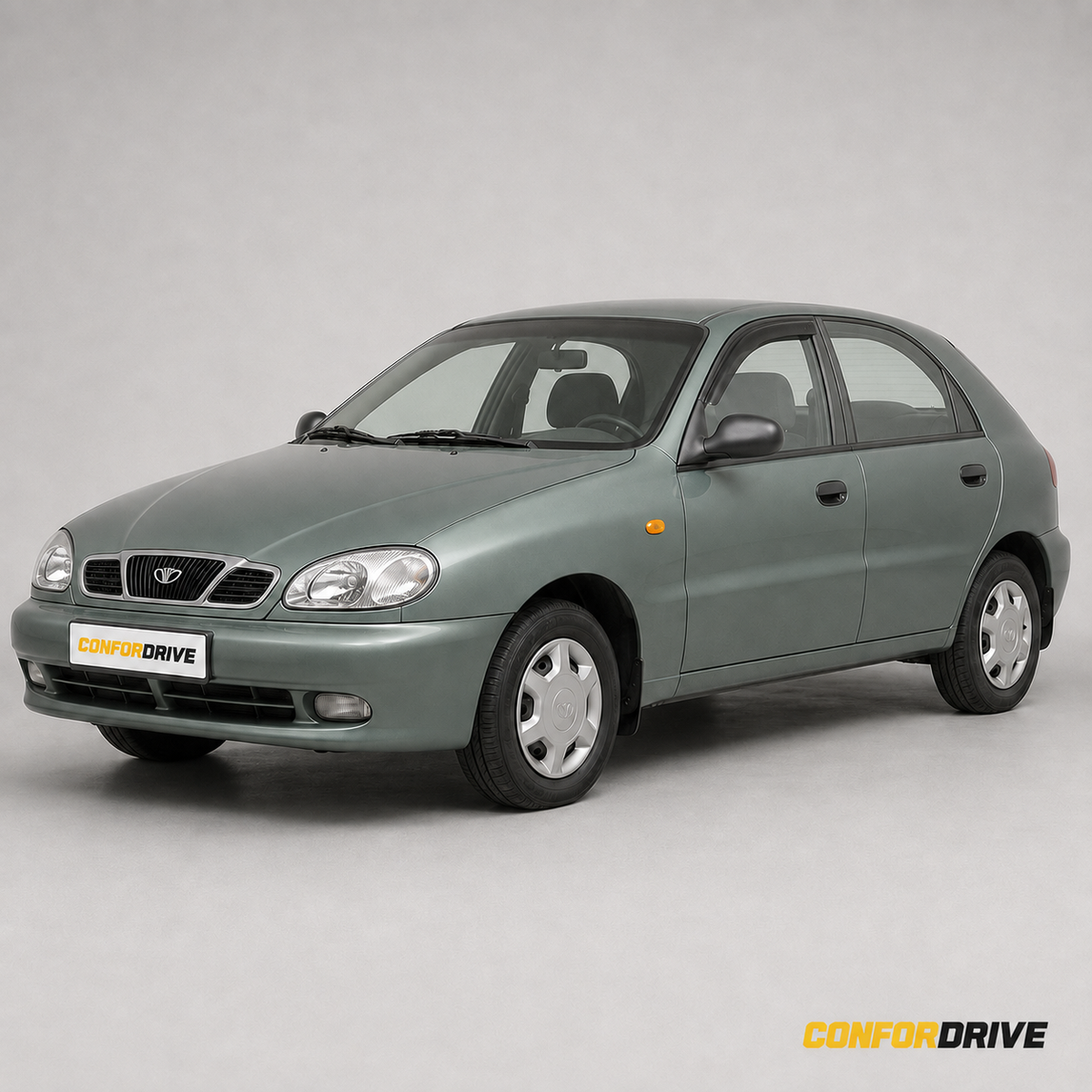 Daewoo Lanos 1997-2003 de 5 portas com chuventos interiores nas portas da frente