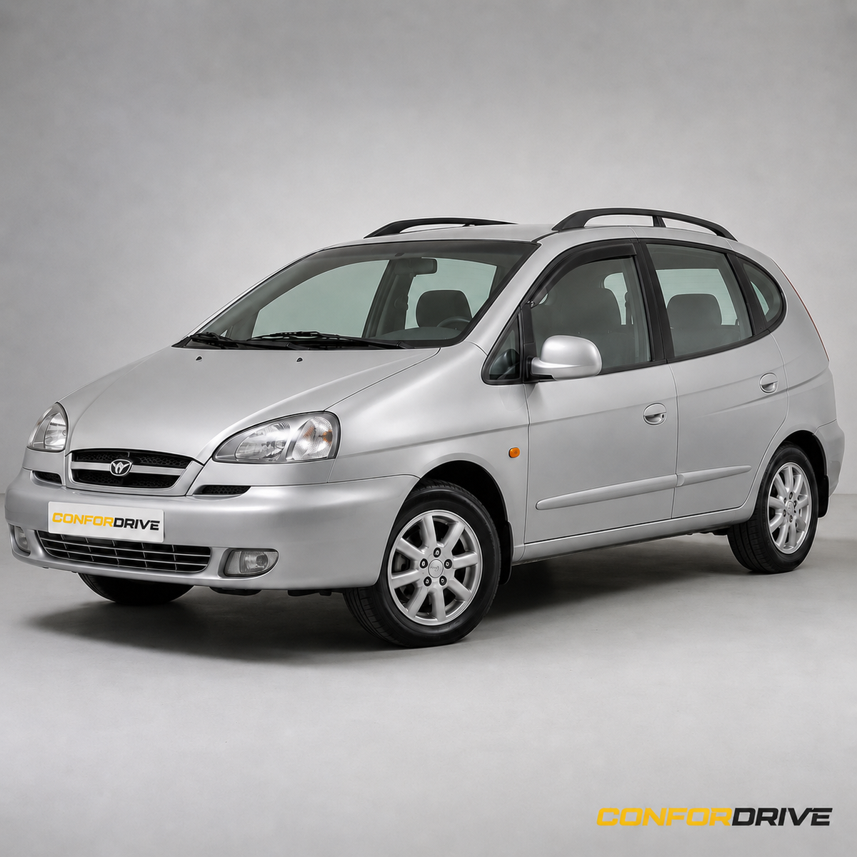 Daewoo U100 Tacuma/Rezzo 2000-2008 com chuventos interiores nas portas da frente