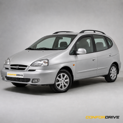 Daewoo U100 Tacuma/Rezzo 2000-2008 com chuventos interiores nas portas da frente