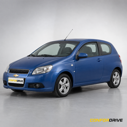 Daewoo Aveo 2008-2010 de 3 portas com chuventos interiores nas portas da frente
