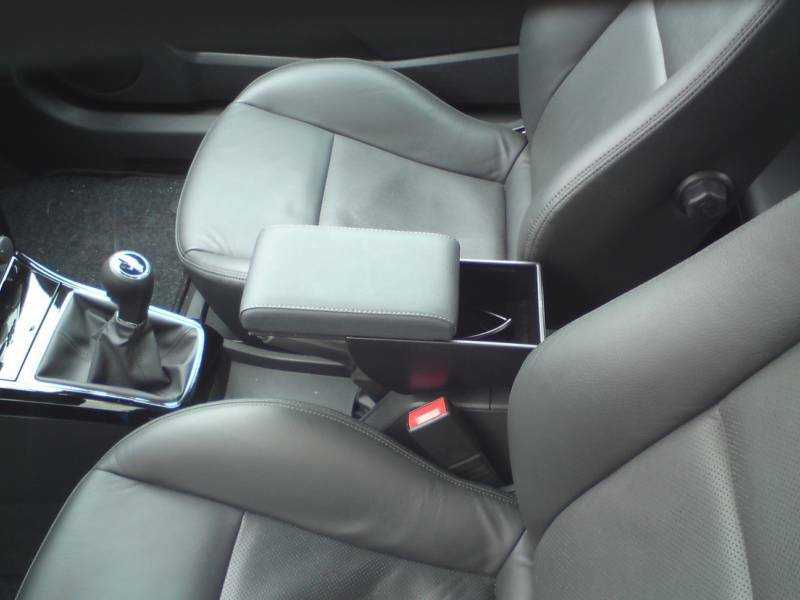 Apoio de Braço Opel Astra H (2004 >)