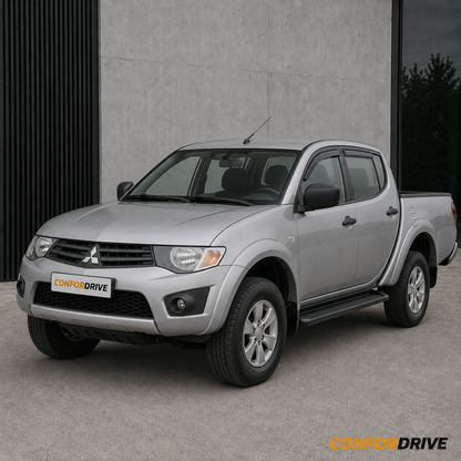 MITSUBISHI TRITON Double Cab (2006-2015) para versão de 4 portas com chuventos dianteiros CONFORDRIVE