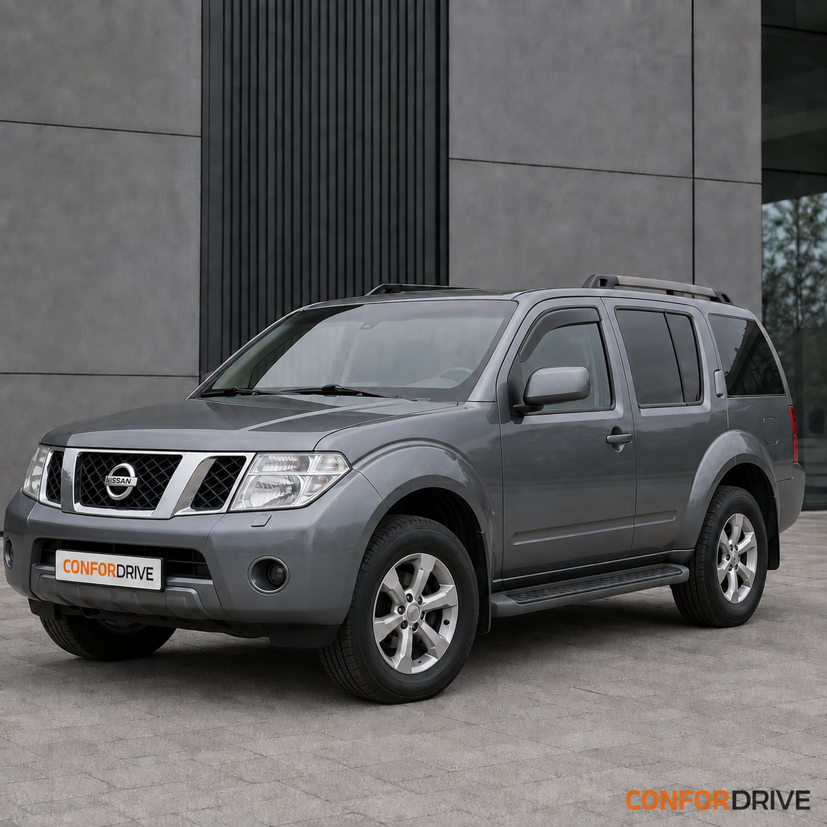 Nissan Pathfinder R51 2005-2013 5 portas com chuventos CONFORDRIVE