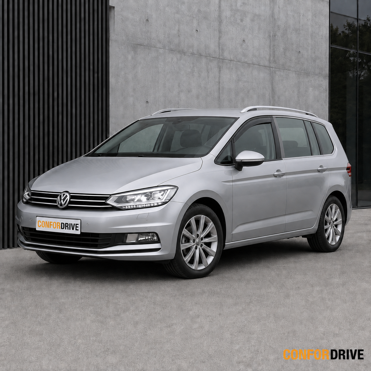 Volkswagen Touran II desde 2015 de 5 portas com dois chuventos dianteiros CONFORDRIVE