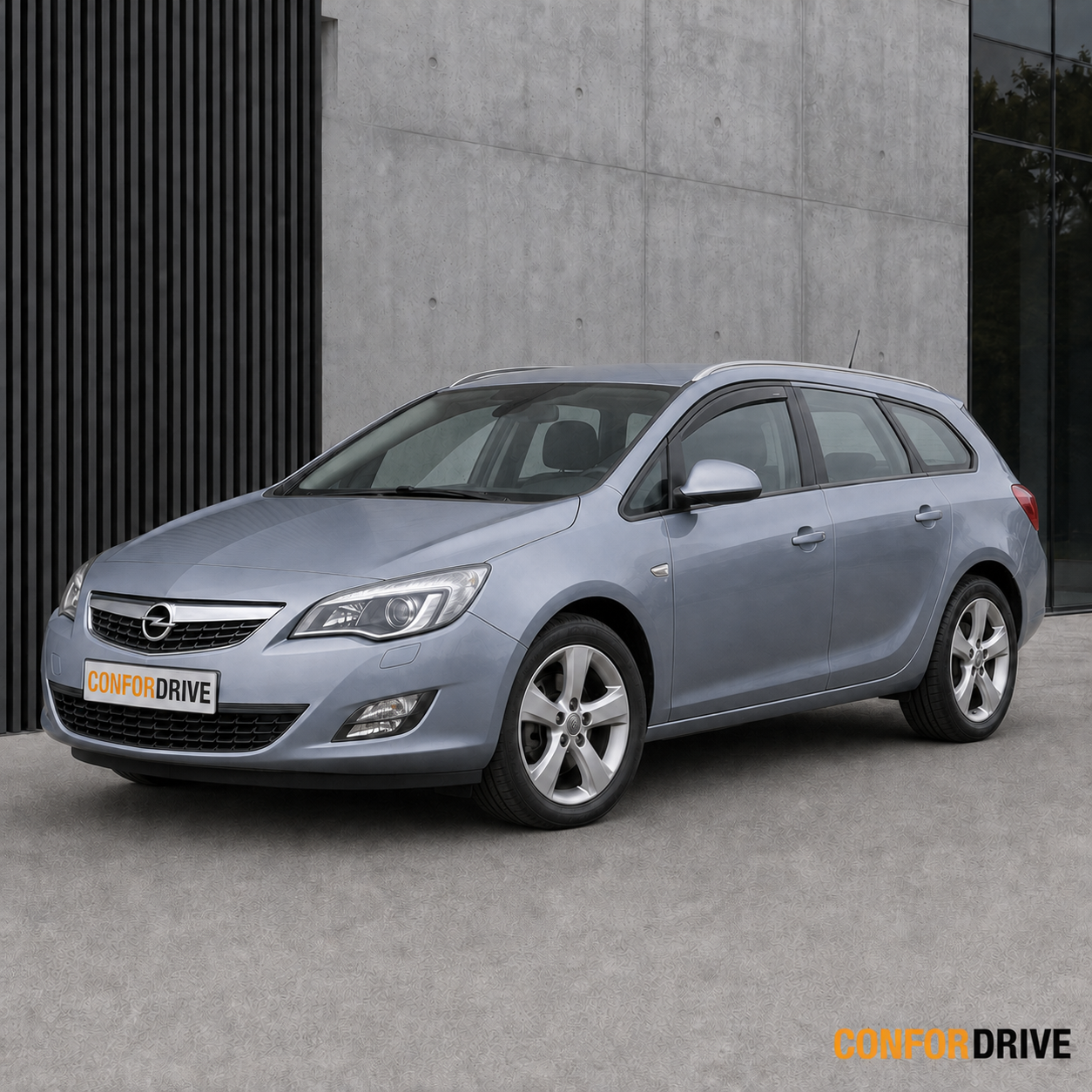 Opel Astra J Sports Tourer 2010-2015 com chuventos dianteiros CONFORDRIVE