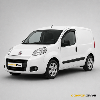 Fiat Fiorino III desde 2008 com chuventos interiores nas portas da frente