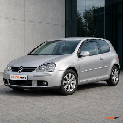 Volkswagen Golf V 3 portas com chuventos interiores CONFORDRIVE